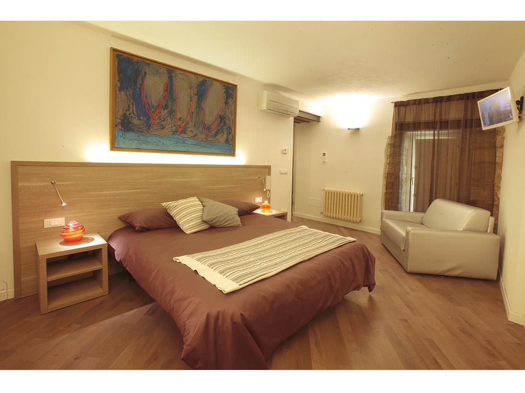 Residenze Portacastello Bed & Breakfast Isernia Bagian luar foto