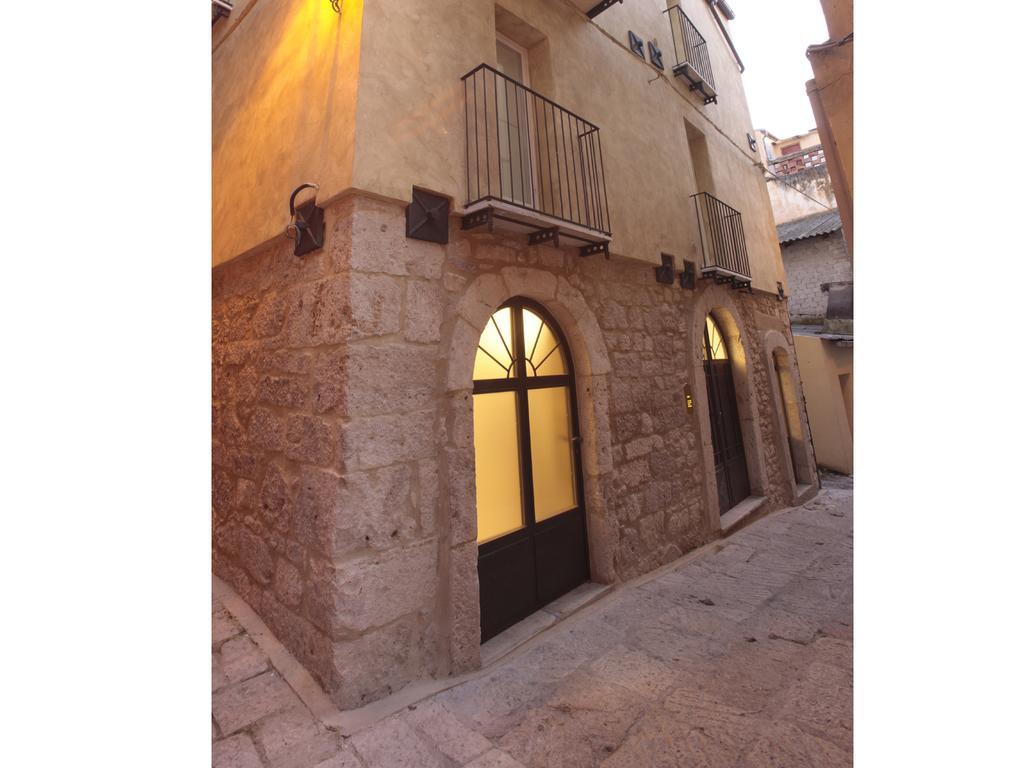 Residenze Portacastello Bed & Breakfast Isernia Bagian luar foto